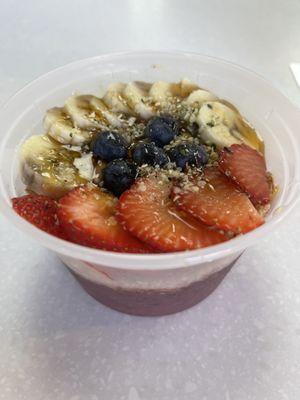 Smooth açaí bowl