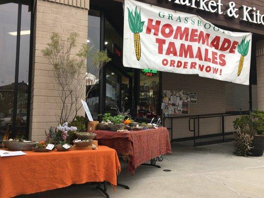 At times RoostersDreams pots are available for purchase at GrassRoots Market in South Pasadena. Check out our Website for upcoming events!