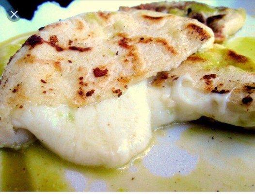 Pupusa de Queso