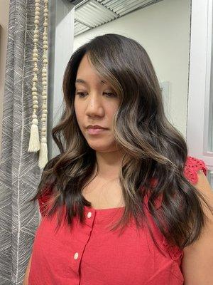 Nice natural balayage for fall.