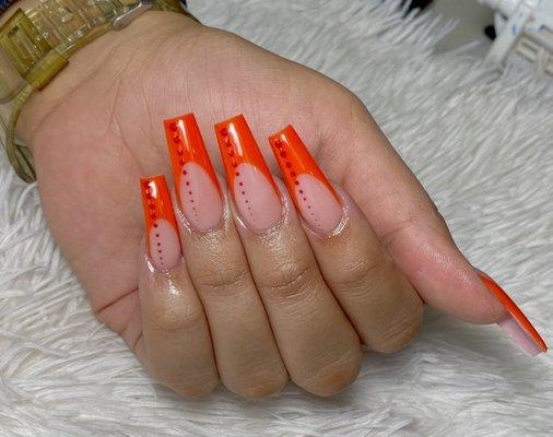 Any nails trend u ask for we got them