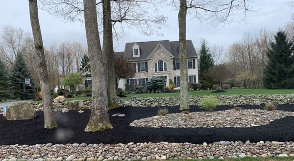 Mulching and Stone Borders