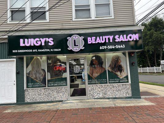 Luigy's Beauty Salon