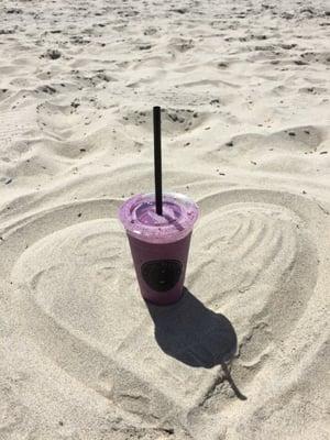 Peanut butter and berry smoothie