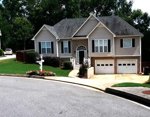 This is a property we do lawn care treatments on in Dallas, Ga