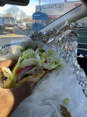 If you like lamb gyros, this is a good place to come. Located on sunrise Highway.