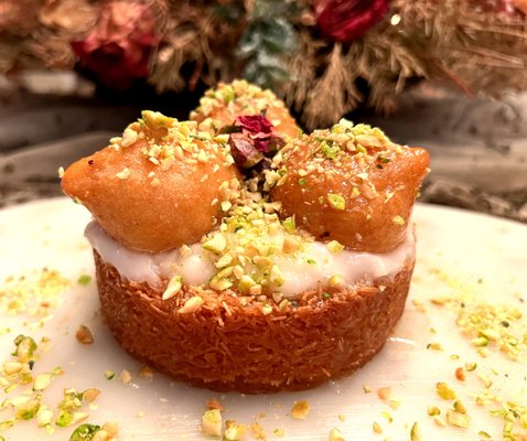 Kunafa cream Cup.
https://www.sodelight.net/product-page/cream-basbousa-kunafa-cup