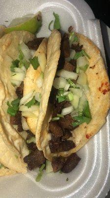 Lengua(beef tongue) tacos