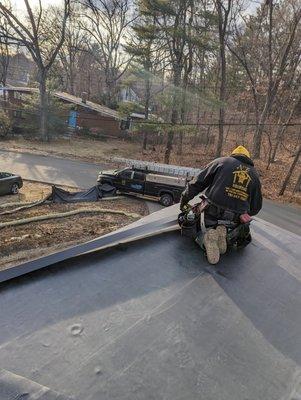 EPDM INSTALL