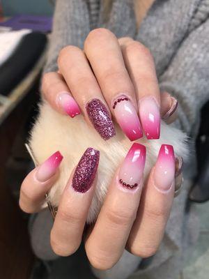 Pink Ombré and Pink Glitter on Acrylic Nails