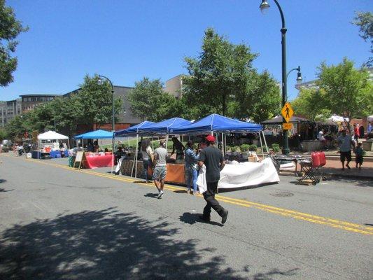 Senegal and Congo vendors at emptish Nigerian Festival (90 minutes after the start)