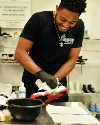 Sneaker Cleaning Service