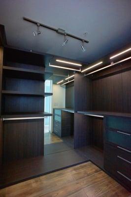 Italian modern design walk in closet