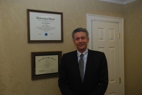 Dr Day is a double board certified cosmetic surgeon serving the residents of Brooklyn, NYC and Long Island.