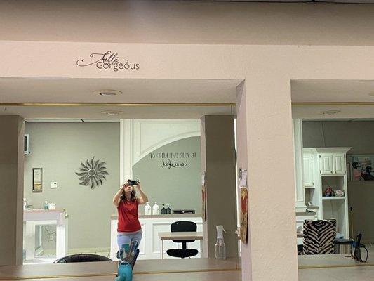 Mirror Image Hair Salon