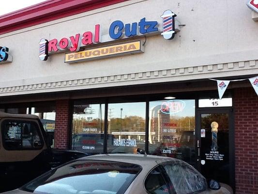 Royal Cutz. Michigan Rd. Oct 2011.