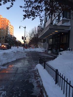 First sidewalks cleared in the neighborhood during Snowbama 2016