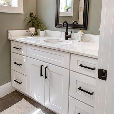 Bathroom vanity