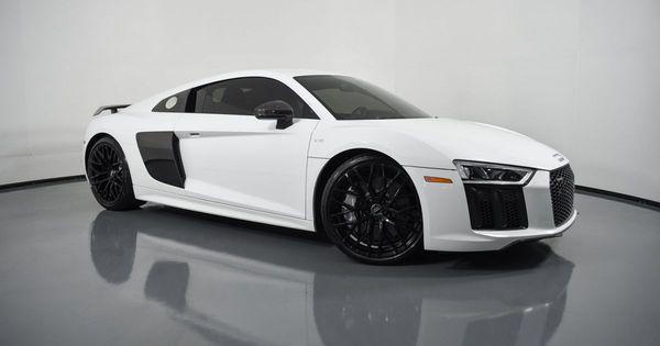 Audi R8- Book Now