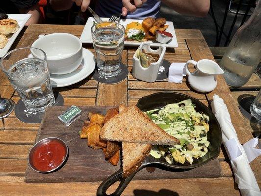 Green Goddess Skillet Scramble, swapped goat cheese with mushrooms