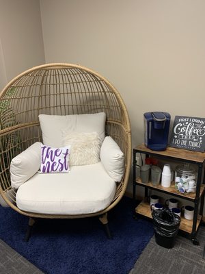 Coffee & comfy chairs! Heck yes!