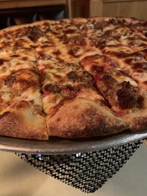 Large sausage & meatball pie