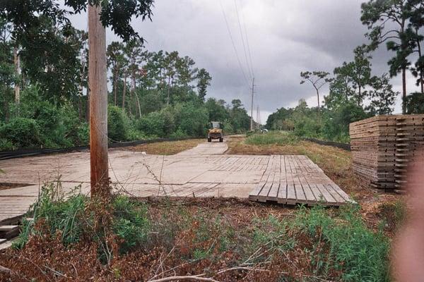 hardwood crane mat in FL, laminated mat haul road. Justin@SpartanMat.com 503-550-8761