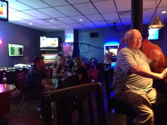 Not the most hip young crowd. Neighborhood bar.