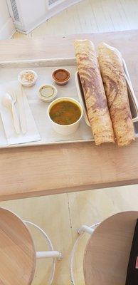 Fresh spinach Dosas, 2 dipping sauces & lentil veggie dipping soup.