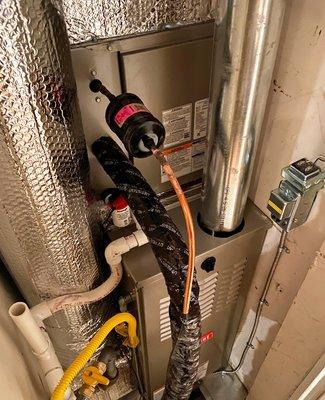 HVAC repair, heating and air conditioning repair, cleaning coil, HVAC maintenance, heater pump installation, water heater installation