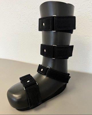 Custom Crow Boot