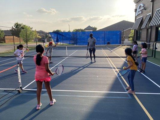 Tennis group lessons