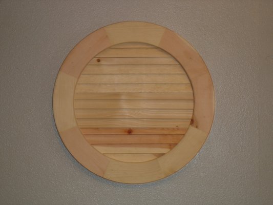 Round Faux Vent with Std Trim