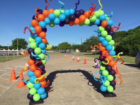 Squared off at the Top Balloon Arch with curly balloon accessories