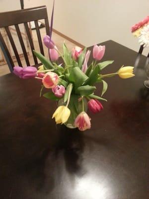 This is the $70 "arrangement" of tulips.  Great deal don't ya think?  Sheesh.