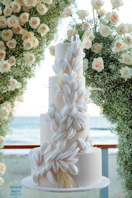 Wedding cake photography