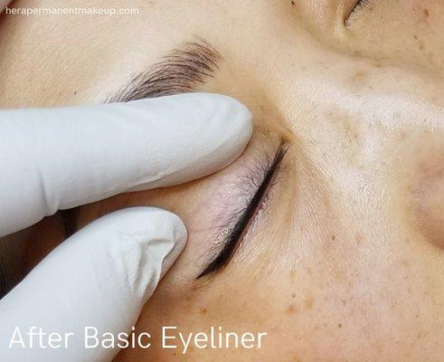 Basic Eyeliner