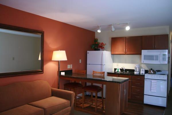 Great kitchen space!