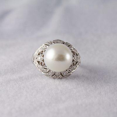 Vintage Inspired Pearl Ring on 14k White Gold Setting