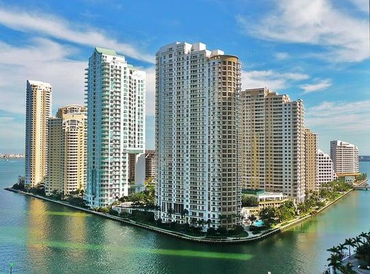 Grand Realty International on Brickell Key