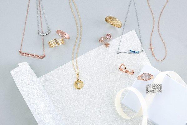 White, Yellow, and Rose Gold options for every occasion.