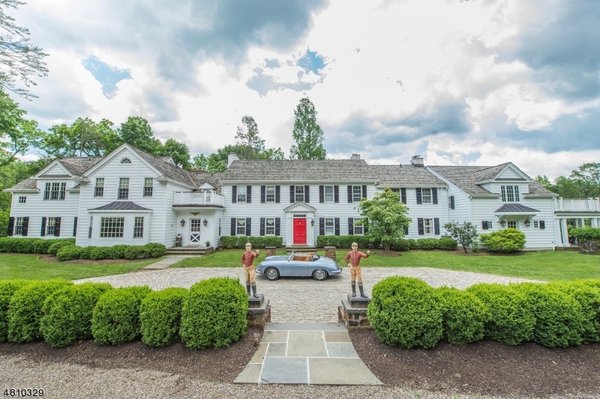 Large home with several outbuildings. Have a home like this? I can help.