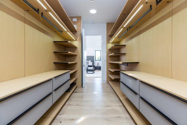 custom made walk-in closet