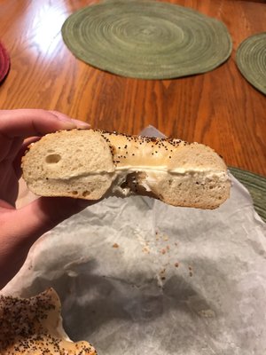 This is apparently a "bagel with cream cheese".