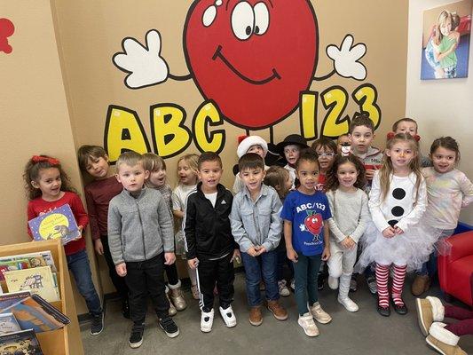 Group picture on snowman day