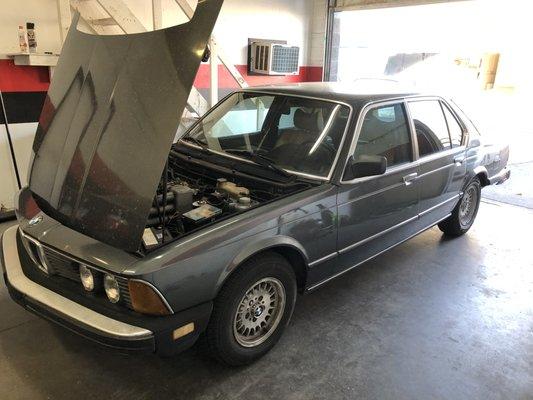 1985 735i in for a pre-purchase inspection (PPI)