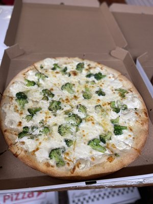 White pizza with Brócoli