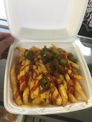 Cheese fries w/ Jalapeños