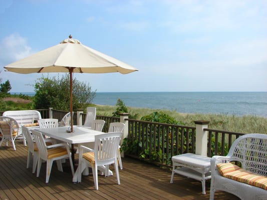 WeNeedaVacation.com lists 3500+ vacation rental homes on Cape Cod, Nantucket & Martha's Vineyard.