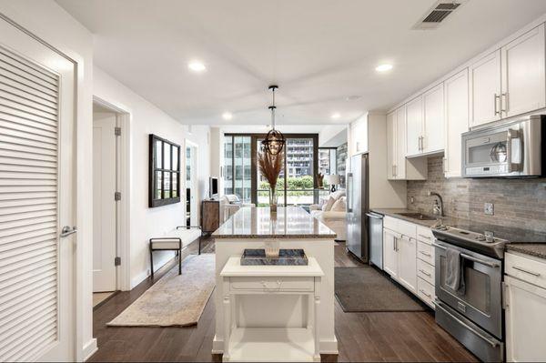 Professionally cleaned kitchen/island